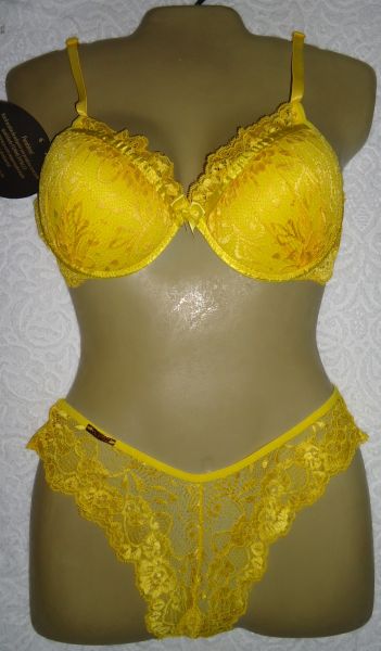 Conjunto em renda